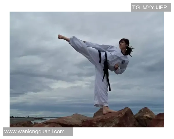 单脚足球明星何一一的传奇之路与不屈精神展现了体育的无限可能性