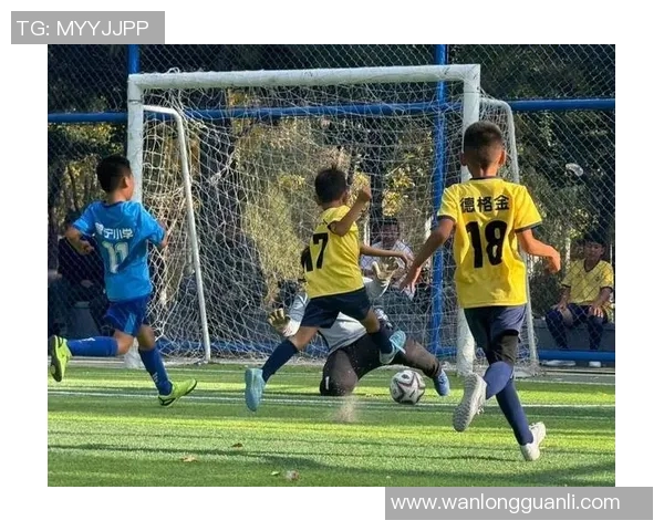 足球明星亲临赤峰激情打球精彩瞬间视频回顾